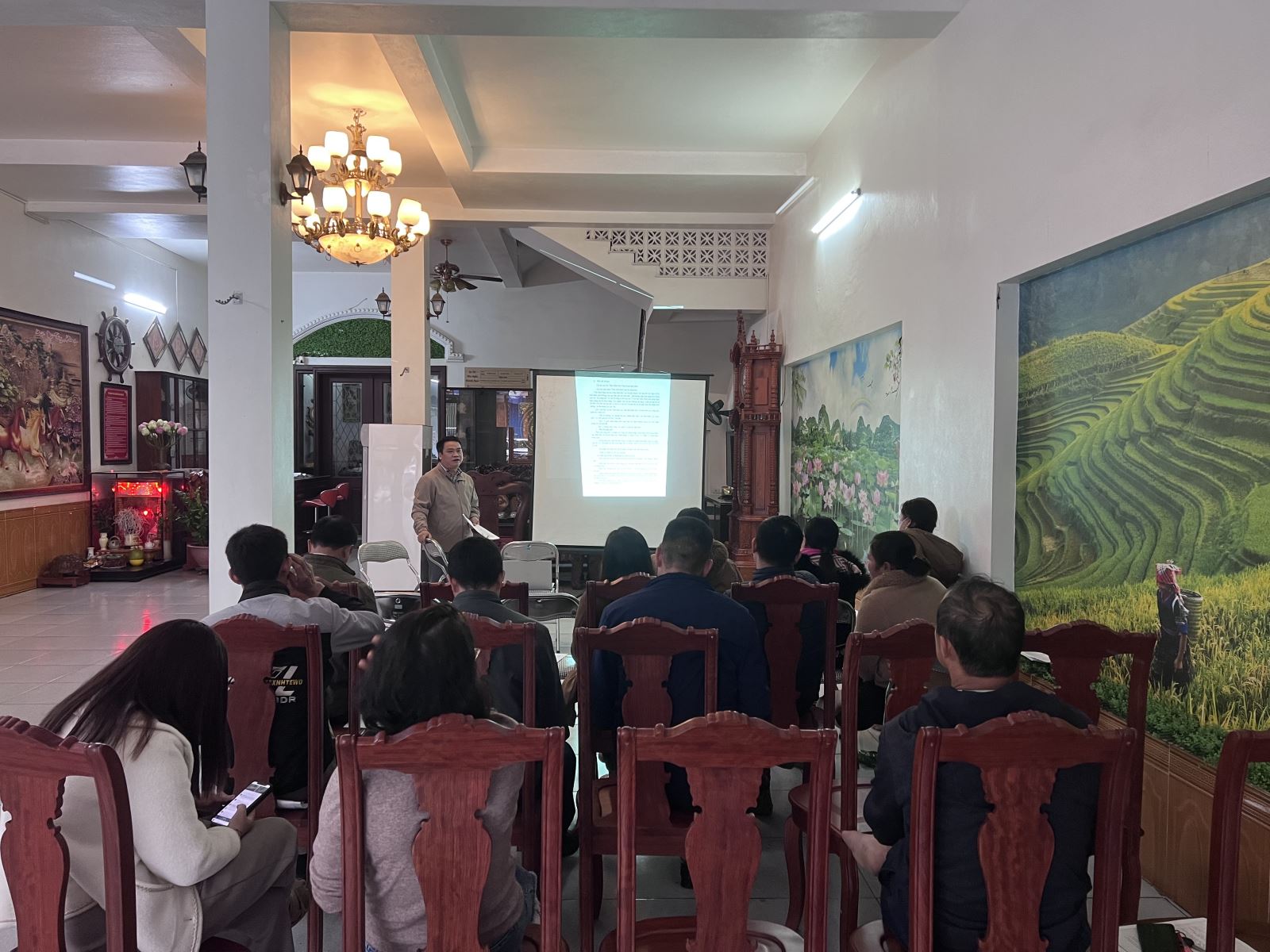 Tập huấn, phổ biến các văn bản phục vụ việc quản lý nhãn hiệu chứng nhận “Măng sặt Văn Chấn”